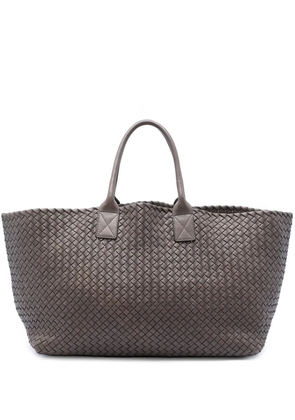 Bottega Veneta Pre-Owned 2012-2026 Large Lambskin Intreccio Cabat tote bag - Brown