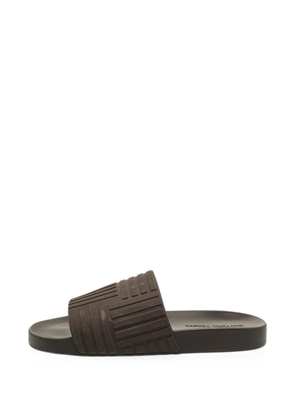 Bottega Veneta Pre-Owned Intrecciato-effect slides - Brown