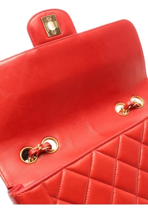 CHANEL Pre-Owned 1994-1996 Matelasse single flap shoulder bag - Red