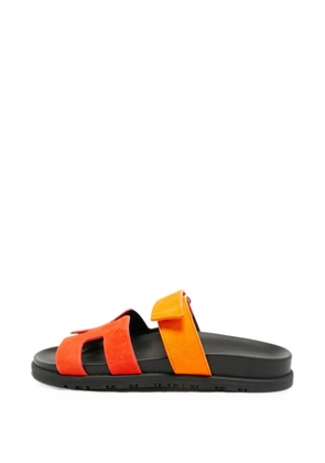 Hermès Pre-Owned Chypre suede sandals - Red