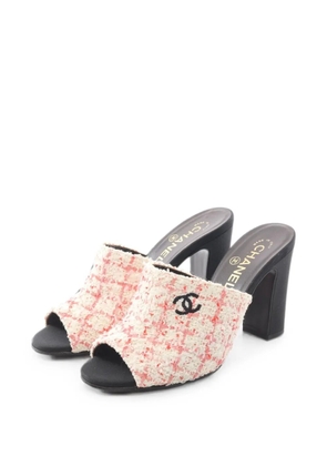 CHANEL Pre-Owned 1986-1988 CC Mark tweed sandals - Neutrals