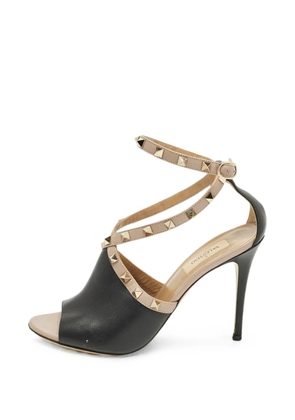 Valentino Garavani Pre-Owned Rockstud heeled sandals - Black