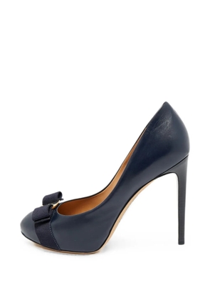 Ferragamo Pre-Owned Rilly heeled pumps - Blue