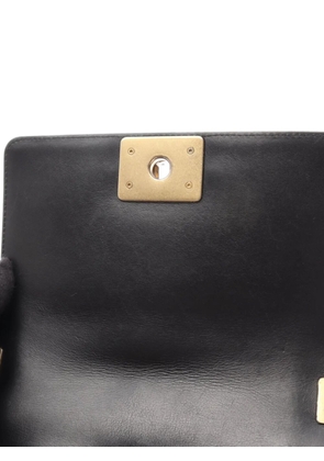 CHANEL Pre-Owned 2017-2018 Boy chevron shoulder bag - Black