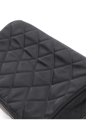 Prada Pre-Owned 2010s quilted chain shoulder bag - Black