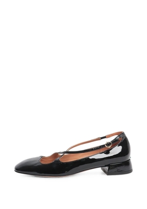 A.Bocca crossover-strap leather pumps - Black