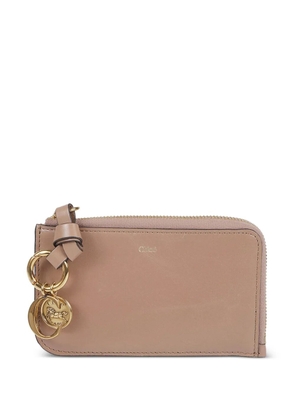 Chloé Alphabet logo-charm leather wallet - Neutrals