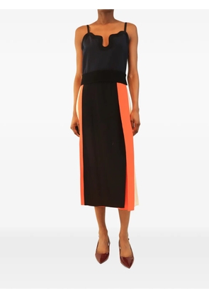 Victoria Beckham contrast-panel pleated silk midi dress - Black