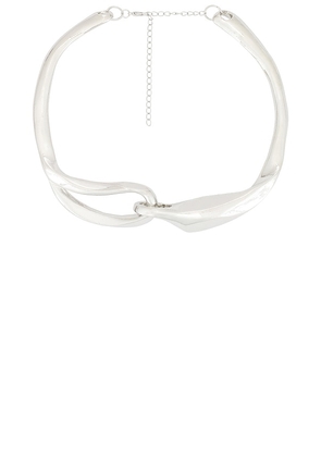 Amber Sceats Choker in Metallic Silver.