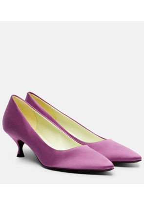 Herbert Levine Pump Du Jour satin pumps