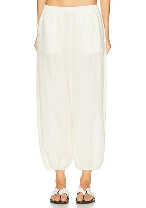 Loulou de Saison Almaya Balloon Pant in Ivory - Ivory. Size M (also in L).