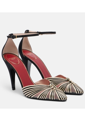 Valentino Garavani Annine satin pumps
