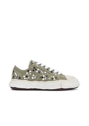 Maison MIHARA YASUHIRO Peterson23 Original Sole Embellished Canvas Low -Top Sneaker in Green - Green. Size 44 (also in 42, 43, 45).