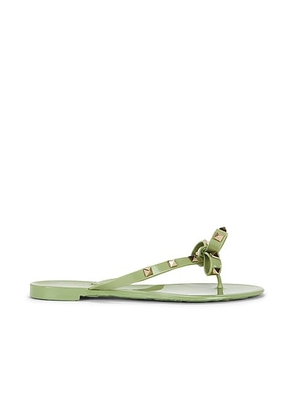 Valentino Garavani Summer Rockstud Thong Sandal in Cleared Mint - Green. Size 38 (also in 36, 37, 39).