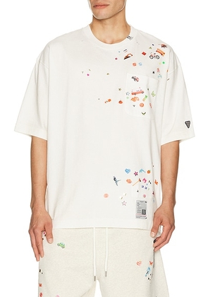 Maison MIHARA YASUHIRO Kids Sticker Tee in White - White. Size 48 (also in 46, 50).