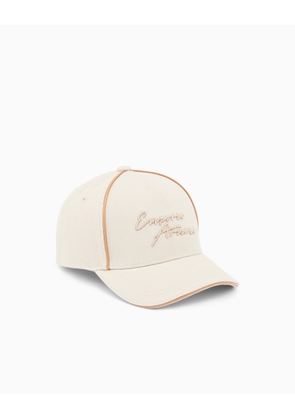 Canvas baseball cap with signature logo embroidery