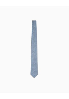 Tie in silk