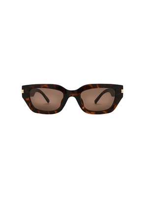 Le Specs Cubito Sunglasses in Brown.