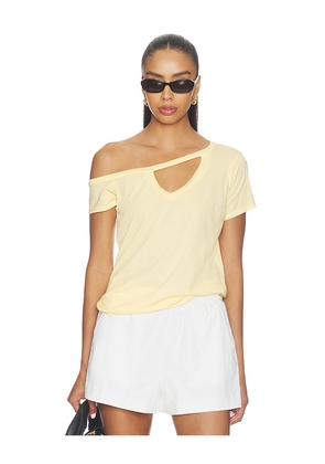 Michael Lauren x REVOLVE Zire Short Sleeve Asymmetrical Cold Shoulder Tee in Yellow. Size XS. Also in S, M, L.