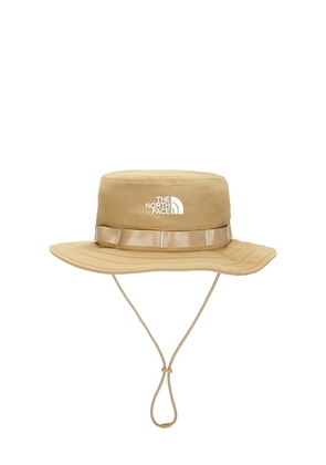 The North Face Class V Brimmer Hat in Brown. Size S/M. Also in L/XL.
