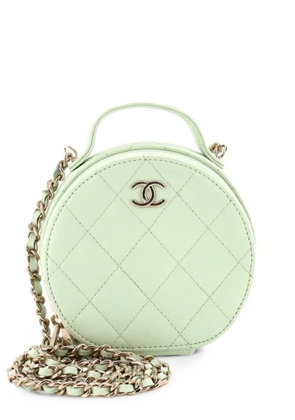 CHANEL Pre-Owned Handle with Care Round Vanity Case with Chain Quilted Caviar Small crossbody bag - Green