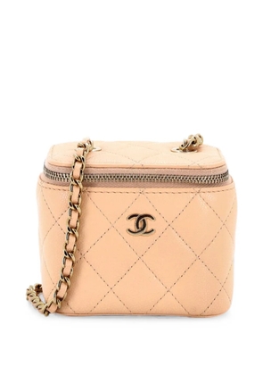 CHANEL Pre-Owned Classic Vanity Case with Chain Quilted Caviar Mini pouch - Neutrals