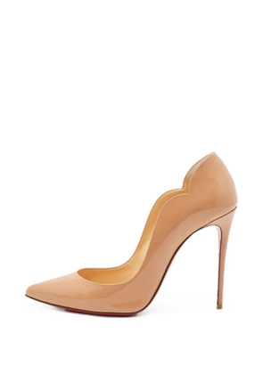Christian Louboutin Pre-Owned Hot Chick scalloped pumps - Neutrals