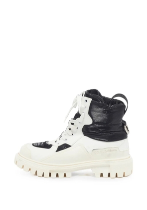 Dolce & Gabbana Pre-Owned lace-up leather combat boots - White