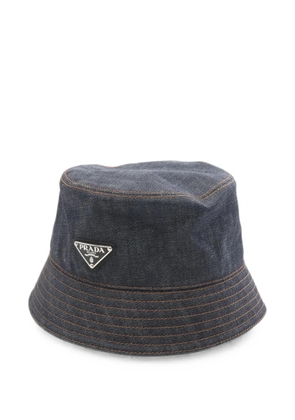 Prada Pre-Owned 2010s logo-plaque denim bucket hat - Blue