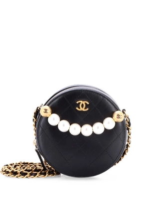 CHANEL Pre-Owned Chic Pearls Round Clutch with Chain Quilted Lambskin crossbody bag - Black