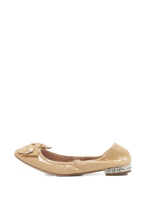 Miu Miu Pre-Owned bow crystal ballet flats - Neutrals