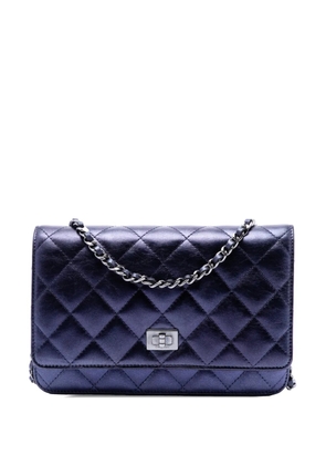 CHANEL Pre-Owned 2008-2009 Quilted Shiny Aged Calfskin Reissue 2.55 Wallet on Chain crossbody bag - Blue