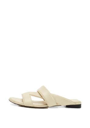 Bottega Veneta Pre-Owned The Band leather slides - Neutrals