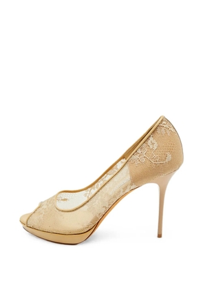 Jimmy Choo Pre-Owned lace patent leather pumps - Neutrals