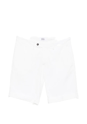 VELA SHOP turn-up cuff belt-loop shorts - White