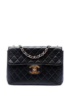 CHANEL Pre-Owned 1996-1997 Jumbo XL Classic Lambskin Single Flap shoulder bag - Black