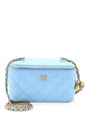CHANEL Pre-Owned Pearl Crush Vanity Case with Chain Quilted Lambskin Small clutch bag - Blue