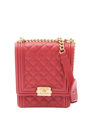 CHANEL Pre-Owned 2019 Quilted Lambskin North South Boy Flap crossbody bag - Red
