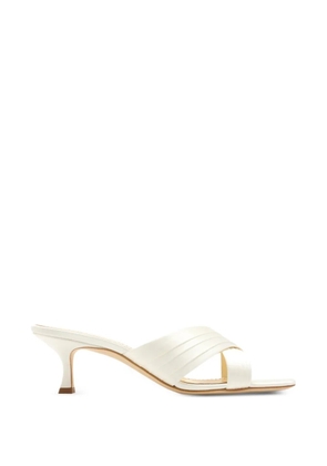 Manolo Blahnik Vieramul crossover-strap pleated sandals - Neutrals