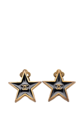CHANEL Pre-Owned 2001 CC Gold Plated Enamel Star Clip On Earrings costume earrings - Black