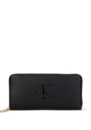 Calvin Klein embossed-logo wallet - Black