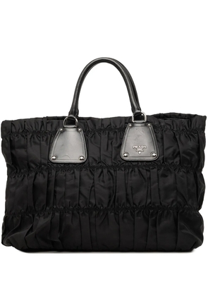 Prada Pre-Owned 2000-2013 Tessuto Gaufre tote bag - Black