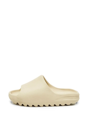 adidas Yeezy open-toe slides - Neutrals