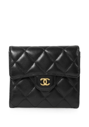 CHANEL Pre-Owned CC turn-lock quilted wallet - Black