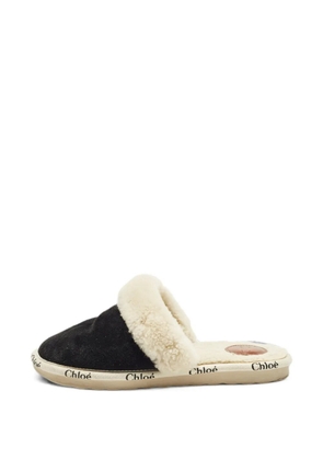 Chloé Pre-Owned Woody shearling-lined slippers - Black