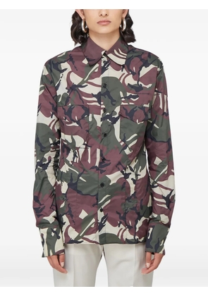 Kwaidan Editions camouflage print point collar shirt - Green