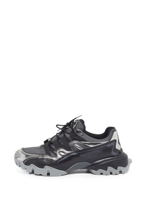 Valentino Garavani Pre-Owned Climbers VLogo sneakers - Black
