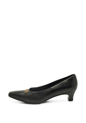 Ferragamo Pre-Owned Gancini-plaque heeled pumps - Black