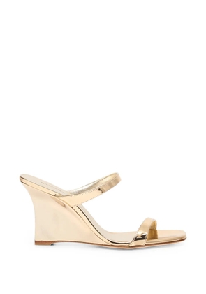 Stuart Weitzman Vinnie sculpted wedge sandals - Gold