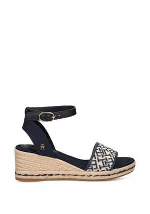 Tommy Hilfiger monogram-pattern wedge sandals - Blue